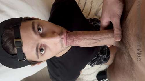 OnlyFans – CTB Sucks On Maliks Balls And Takes A Break From Rod